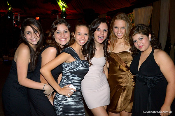 Foto do aniversário de 15 anos da debutante Giovanna